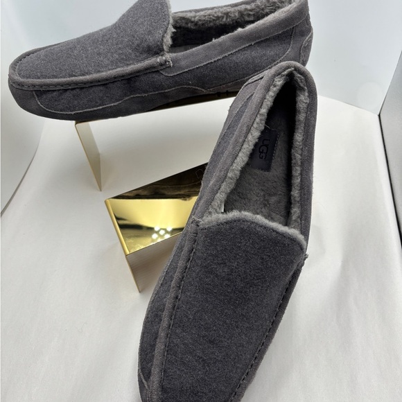 UGG Men's wool suede Charcoal Slip-On Loafers custom Sz 17 slippers - Picture 2 of 10